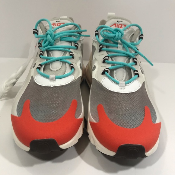 Nike Air Max 270 - Picture 2 of 8